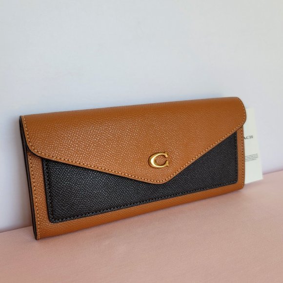 COACH Wyn Envelope Colorblocked Crossgrain Leather Wallet- Light Camel Multi⭐ - Picture 2 of 16